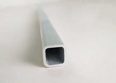 Tube en aluminium expulsé soudé, pièces en aluminium de radiateur dans la couleur argentée