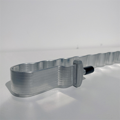 Tuyau en aluminium d'extrusion de batterie cylindrique avec la tubulure pour EV ESS